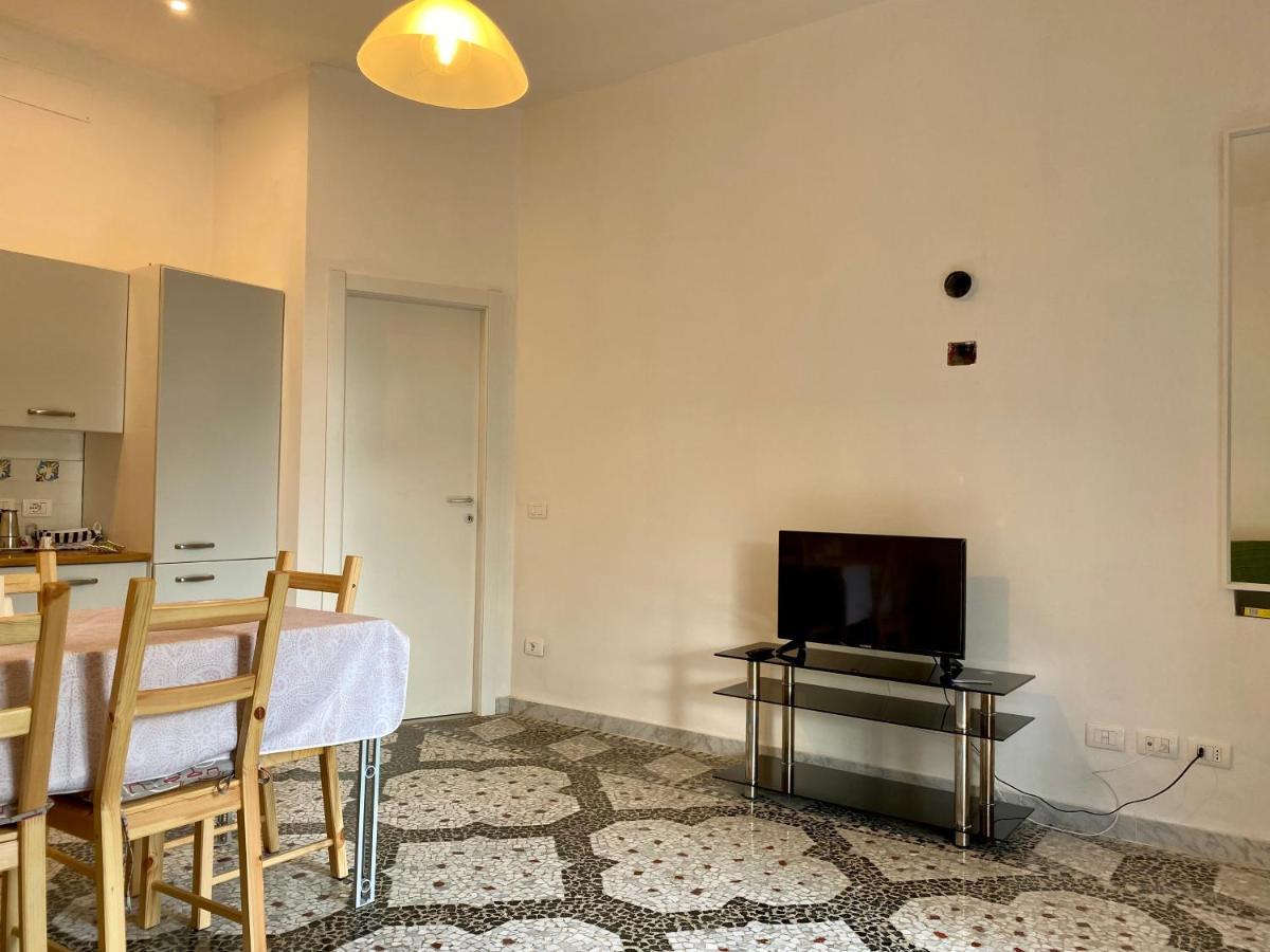 Villa Lucia Home Holiday 卡罗达诺英弗雷 外观 照片
